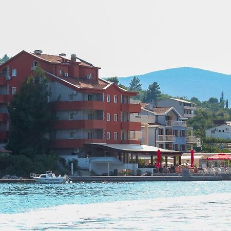 Apart hotel Samardzic Tivat Buitenkant foto